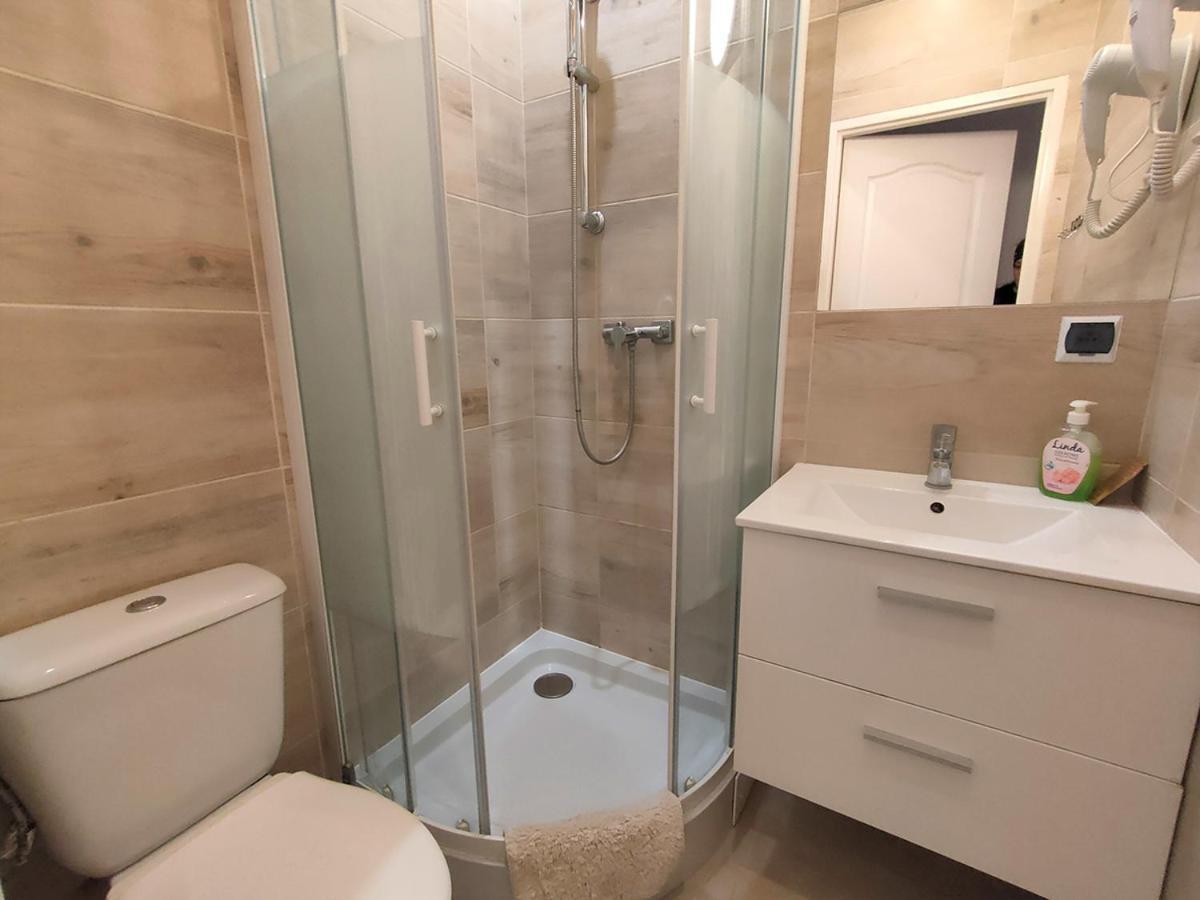 Bed and Breakfast Stajnia Pod Debem Starachowice Exterior foto
